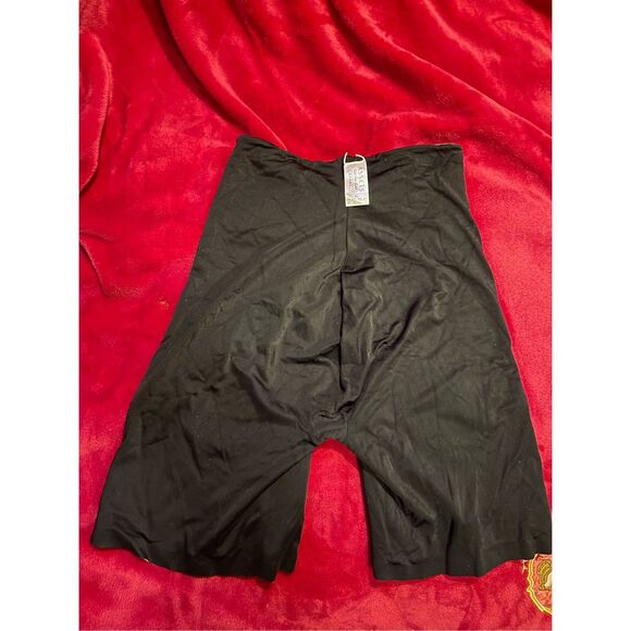 Assets Red Hot Label by Spanx XL Flipside Firmers Mid Thigh Reversible Shapers - Picture 8 of 11